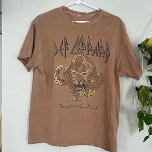 Def leopard band tee